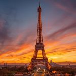 official Paris travel guide